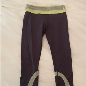 Lululemon gray cropped leggings